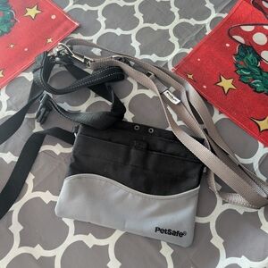 PetSafe Black and Gray Training Pouch And Pet safe Dog Leash Never Used